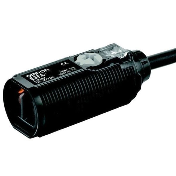 Omron E3FA-DP12 30cm Cisimden Yansımalı Fotoelektrik Sensör