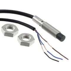 Omron E2B-S08LN04-WP-C1 M8 Kablolu Npn Endüktif Sensör