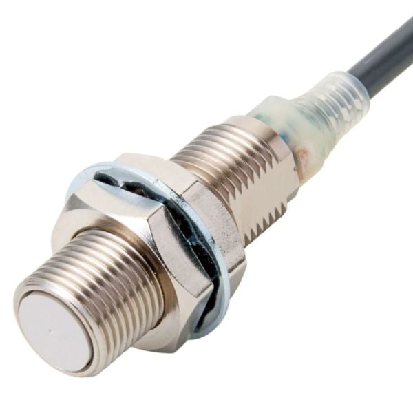 Omron E2E-X3D1-N M12 2M Kablolu Endüktif Yakınlık Sensörü