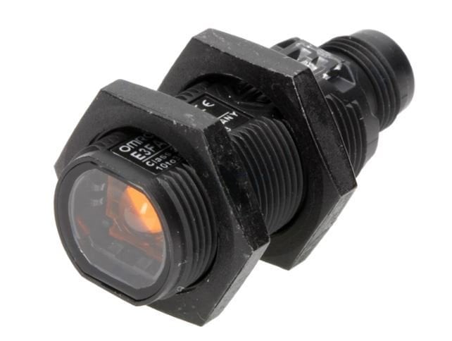 Omron E3FA-TP21 20m PNP Fotoelektrik Sensör Fotosel